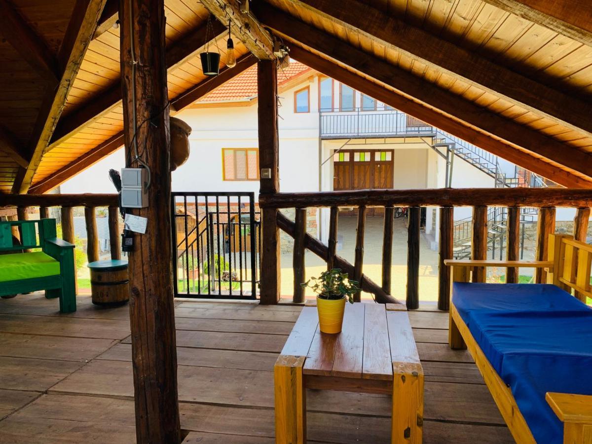 Casa "La Moara Din Gradina" Hotel Eftimie Murgu ภายนอก รูปภาพ