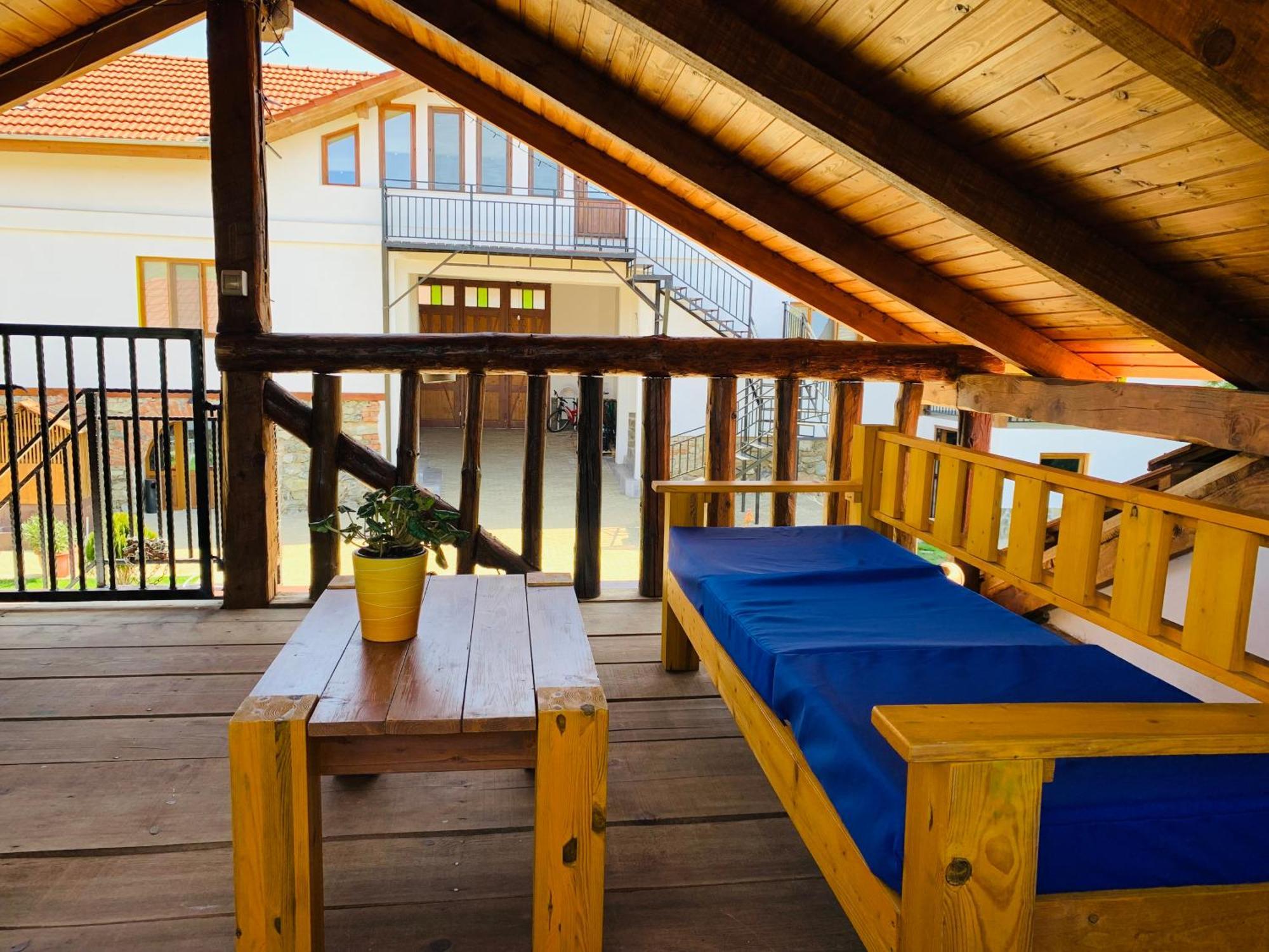 Casa "La Moara Din Gradina" Hotel Eftimie Murgu ภายนอก รูปภาพ